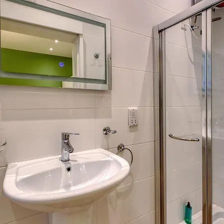 Beautiful Penthouse With Pool And Terrace Lägenhet Is-Swieqi