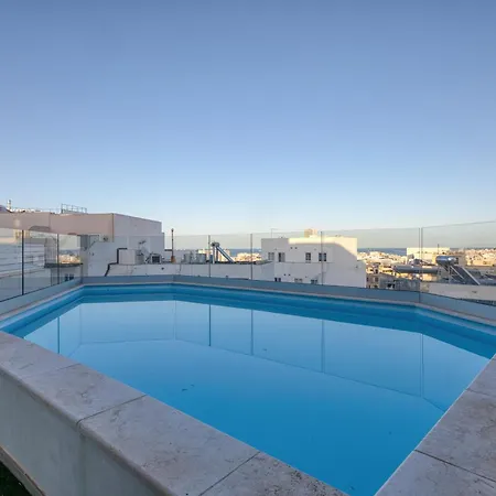 Beautiful Penthouse With Pool And Terrace Is-Swieqi