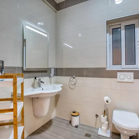 Beautiful Penthouse With Pool And Terrace Is-Swieqi