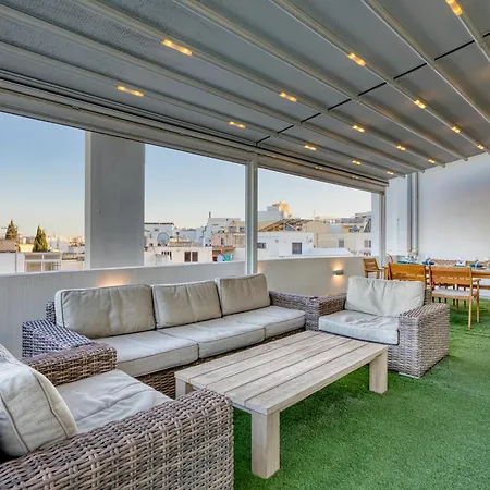 Beautiful Penthouse With Pool And Terrace