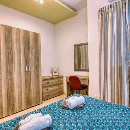 Beautiful Penthouse With Pool And Terrace * Is-Swieqi