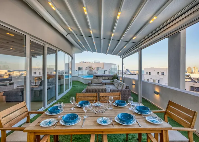 Beautiful Penthouse With Pool And Terrace דירה Is-Swieqi