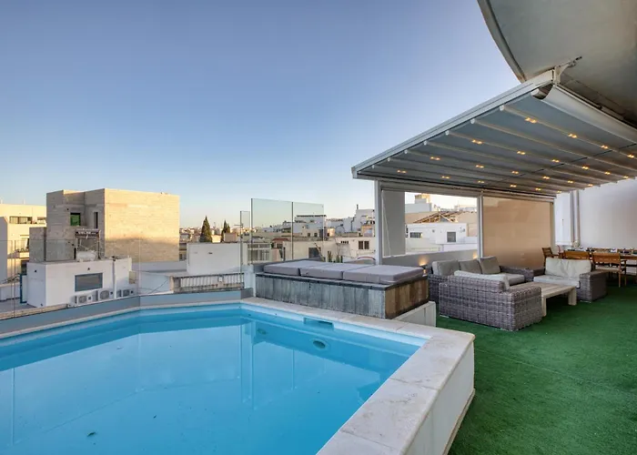 Beautiful Penthouse With Pool And Terrace Is-Swieqi